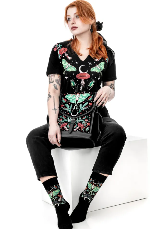 Restyle AUTUMNAL EQUINOX T-SHIRT with a choker