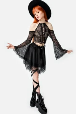 Restyle BELLADONNA LONG SLEEVE LACE TOP