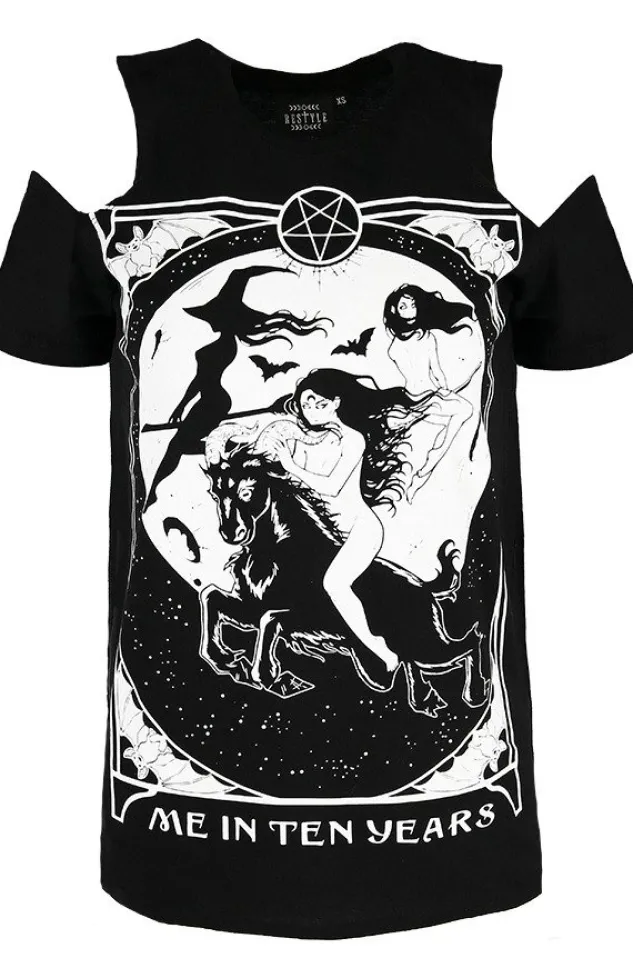 Restyle Black cold shoulder withes T-shirt Me in Ten Years