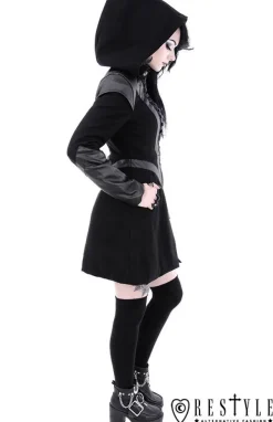 Restyle Black winter jacket with pockets, detachable hood 