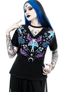 Restyle MOONGLOW T-SHIRT with a choker