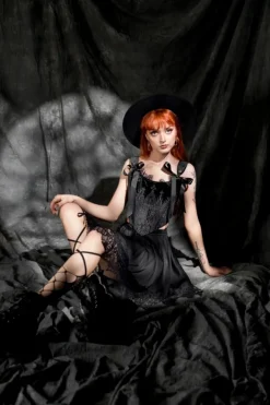 Restyle SACRED RITUALS CORSET TOP